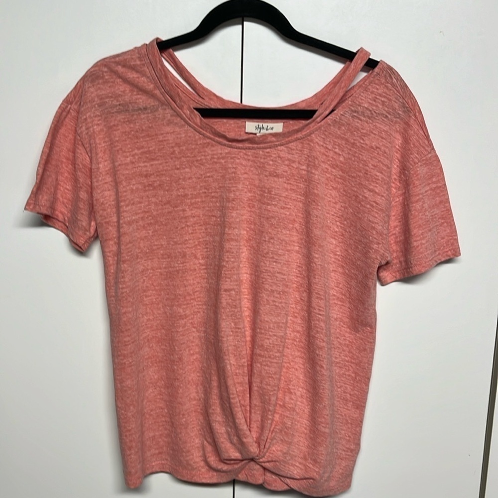 Style & Co Peach Twist Front Top Cutout Neck Short Sleeve Tee Medium